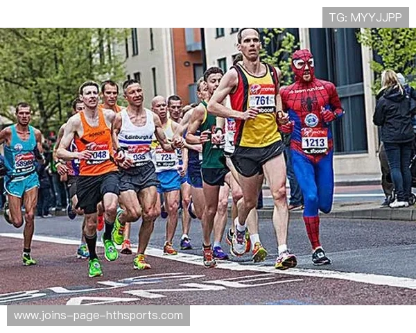 伦敦马拉松纪录刷新，跑者创造历史，伦敦马拉松2021视频