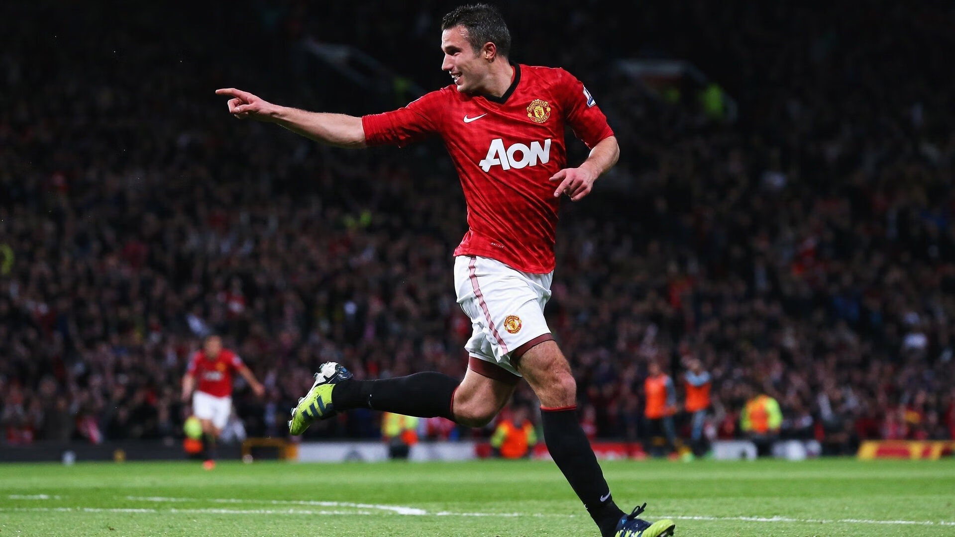 世界杯后欧冠增加多语种评论选项 满足全球球迷需求